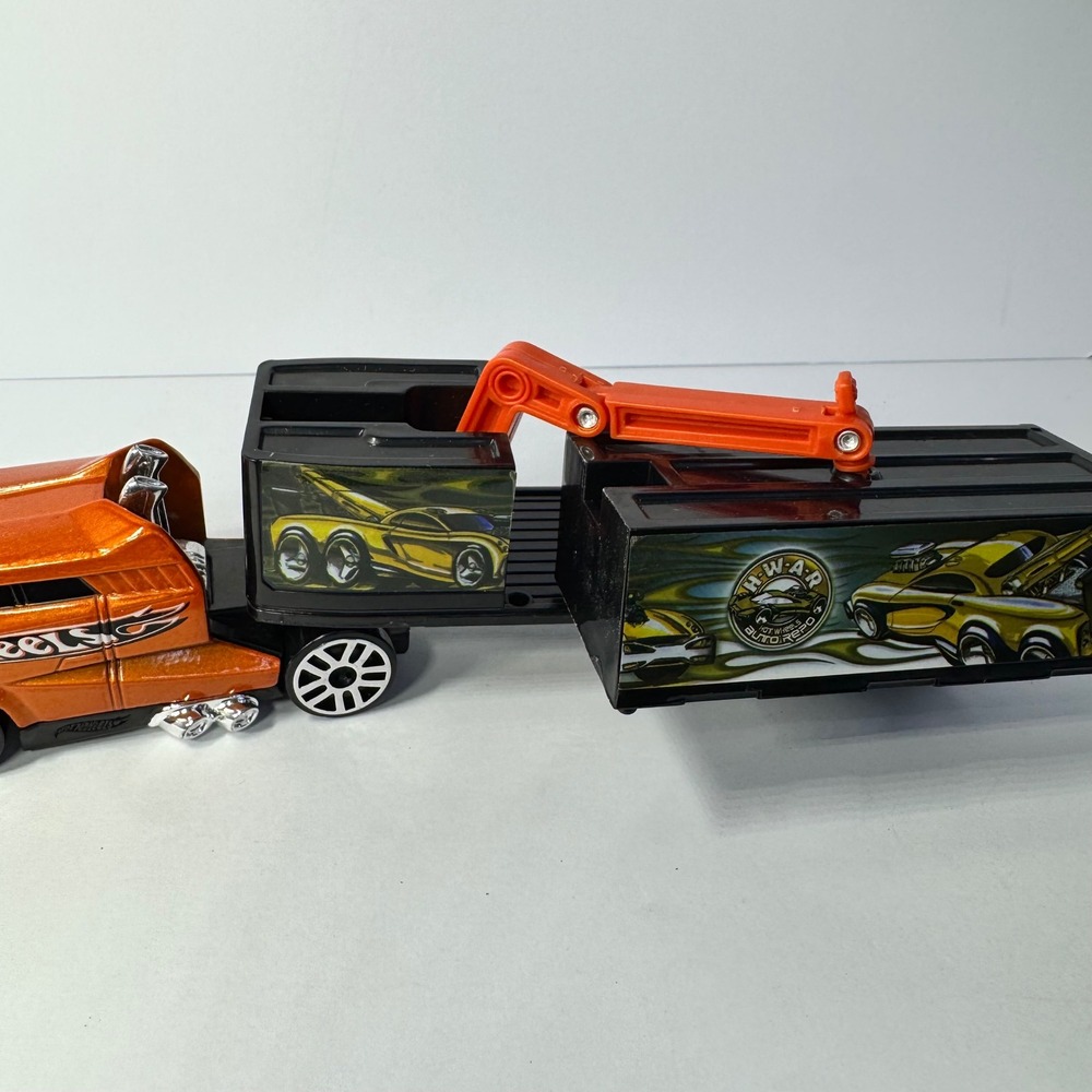 Hot Wheels Auto Repo Semi Truck Hauler Orange Black 2002 Mattel J6518 Crane Toy